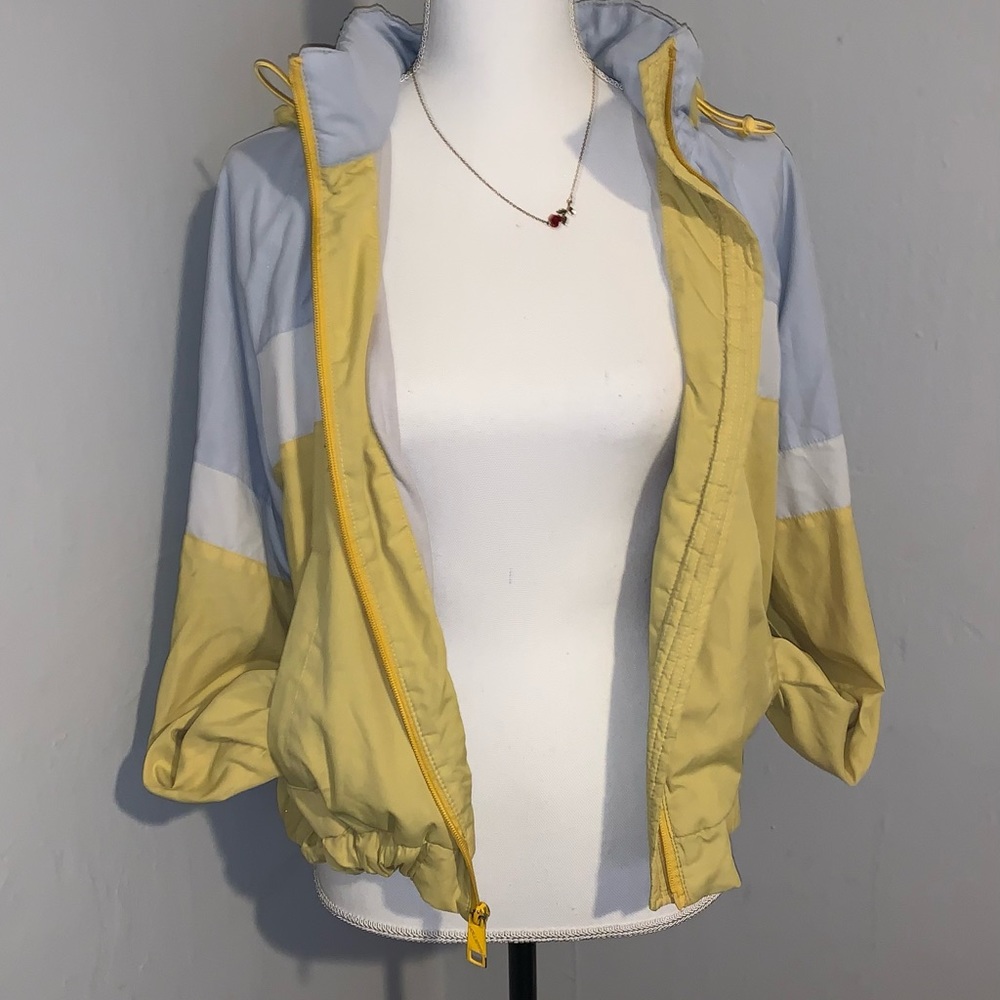 Hollister wind breaker